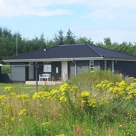Three-bedroom Holiday In 20 Vakantiehuis *