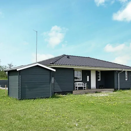 Three-bedroom Holiday In 20 Vakantiehuis Brovst