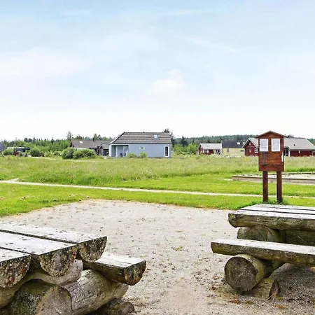 Three-bedroom Holiday In 20 Vakantiehuis *