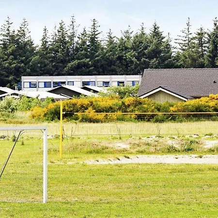 Three-bedroom Holiday In 20 * Brovst